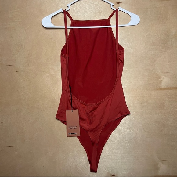NWT girlfriend collective silverlake thong bottom bodysuit red ochre medium 2019 - Picture 5 of 9